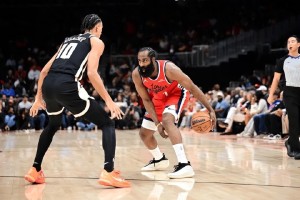 快船3将回暖助力终结连败！哈登祖巴茨防守回暖，替补还挖爆点！