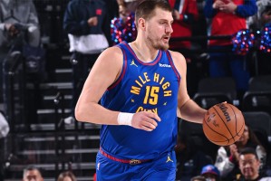 500彩票-约基奇35+13+9！森林狼逆转掘金升西部第四 华子21+6穆雷25分